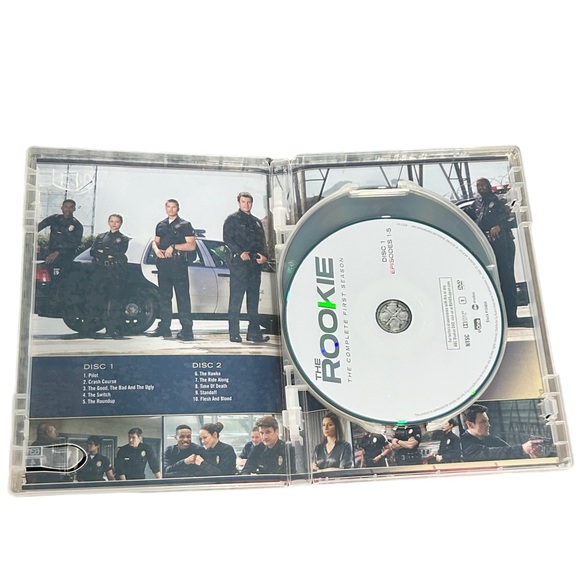 TV Show The Rookie: The Complete First Season DVD Set - Picture 2 of 5